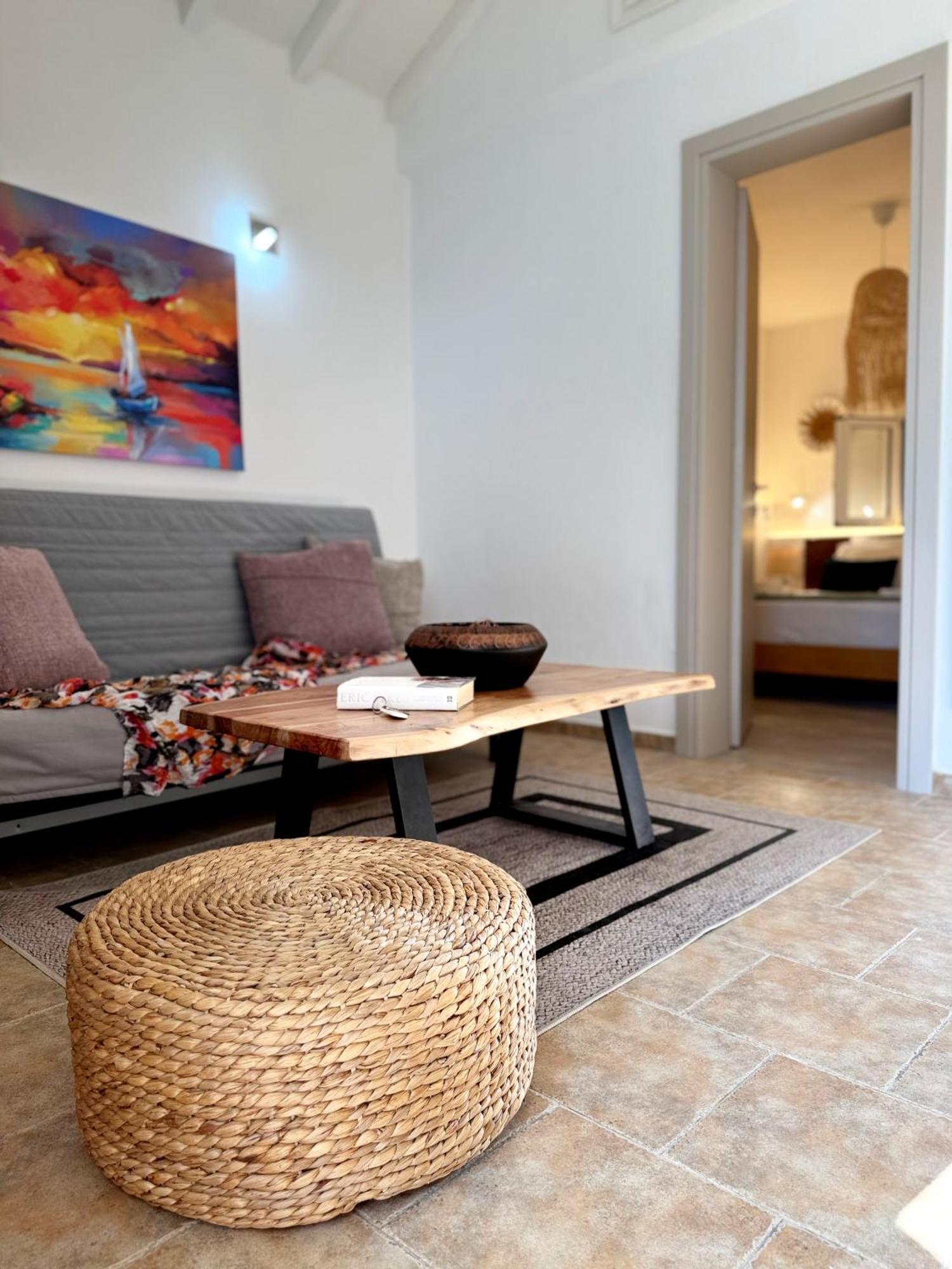 Del Sol Suites Скиатос Экстерьер фото