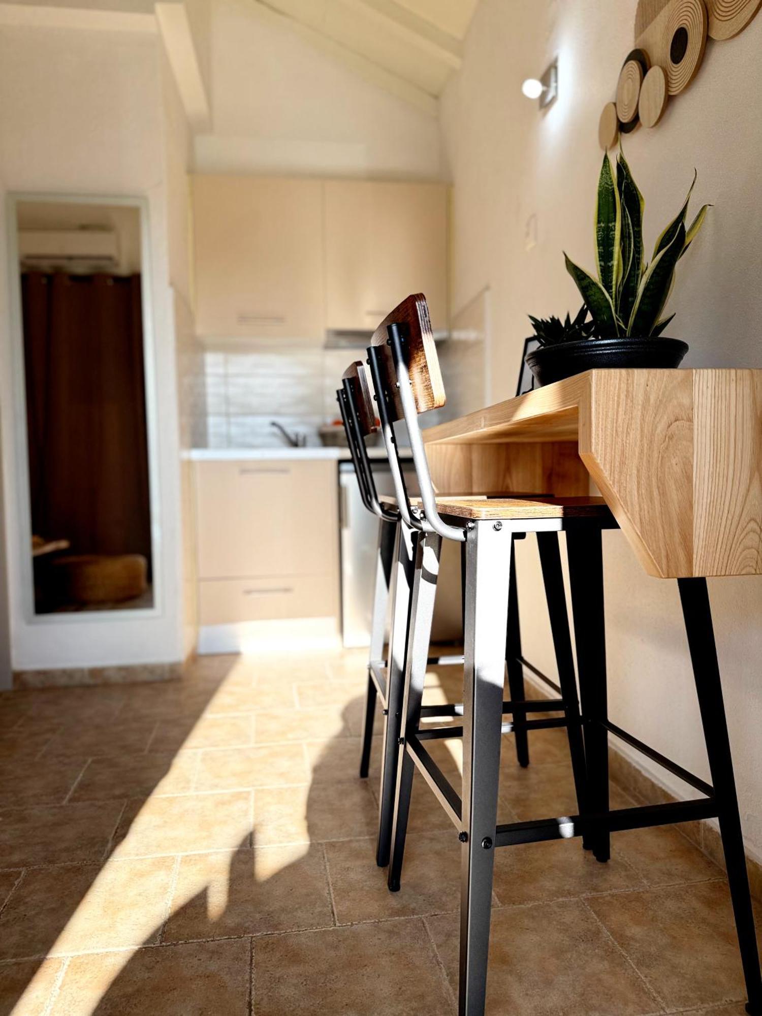 Del Sol Suites Скиатос Экстерьер фото